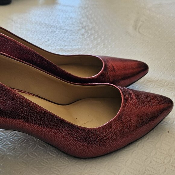 "Ruby Slippers" = Naturalizer red metallic leather pumps - Picture 1 of 5